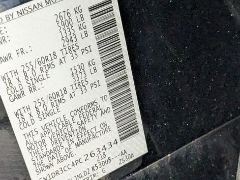 Used 2023 Nissan Pathfinder SL w/ Black Appearance Package image 39