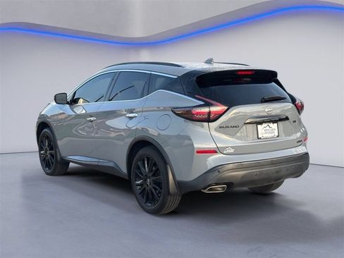 Used 2024 Nissan Murano SV w/ SV Midnight Edition Package FWD image 6