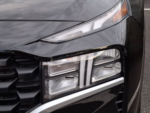 Used 2023 Hyundai Santa Fe SE AWD/4WD image 9