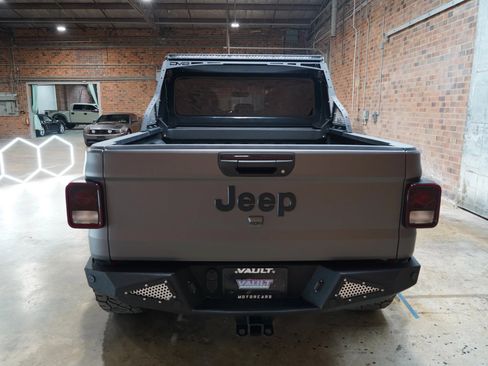 Used 2020 Jeep Gladiator Sport w/ Quick Order Package 24S AWD/4WD image 15