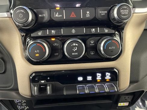 Used 2024 RAM 2500 Laramie w/ Safety Group AWD/4WD image 27