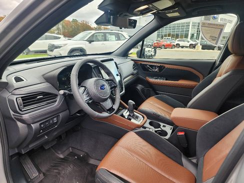 Used 2025 Subaru Forester Touring w/ Touring Package image 36