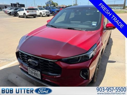 Used 2023 Ford Escape ST-Line Elite w/ Premium Technology Package AWD/4WD image 3