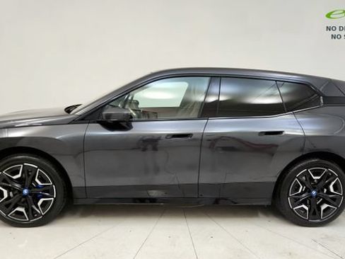 Used 2024 BMW iX xDrive50 w/ Sport Package AWD/4WD image 22