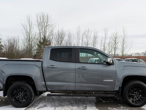 Used 2022 GMC Canyon Elevation image 5