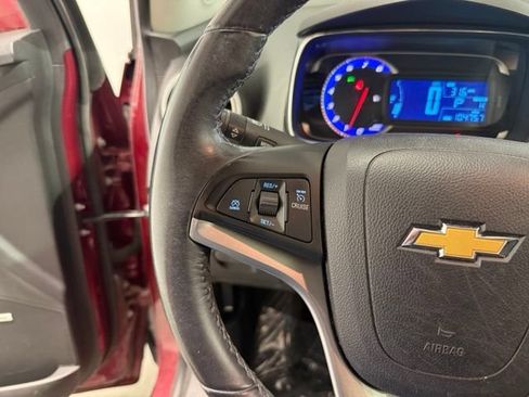 Certified 2015 Chevrolet Trax LT w/ LT Sun and Sound Package AWD/4WD image 16
