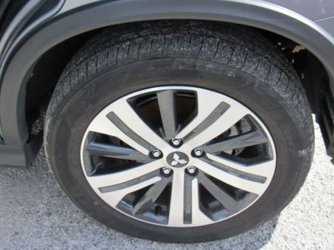 Used 2025 Mitsubishi Outlander Sport ES image 8