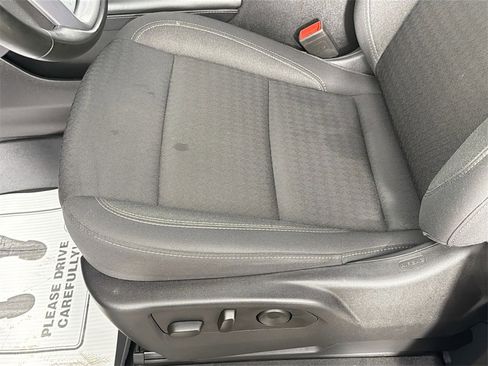 Used 2024 GMC Yukon SLE image 18