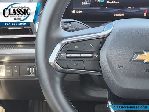 Used 2026 Chevrolet Traverse LT w/ Driver Confidence Package FWD image 26