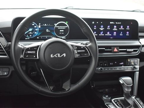 Certified 2024 Kia Seltos S image 19