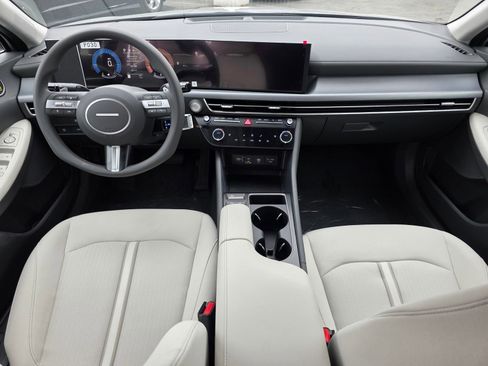 New 2025 Hyundai Sonata SEL FWD image 17