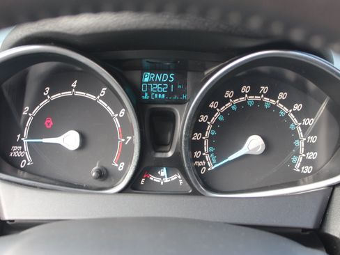 Used 2016 Ford Fiesta SE image 17