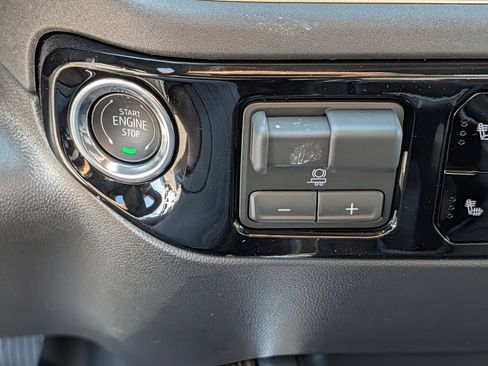 New 2026 GMC Sierra 1500 Elevation w/ Elevation Premium Package AWD/4WD image 17