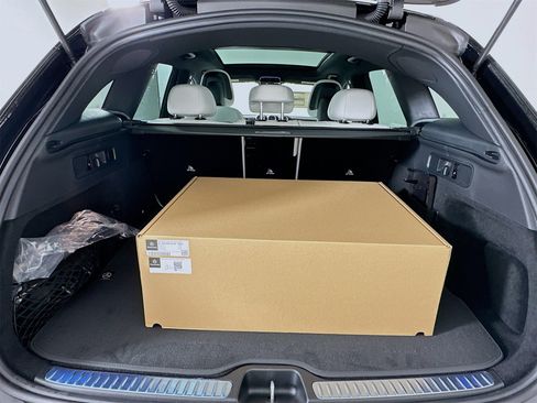 New 2026 Mercedes-Benz GLC 300 image 29