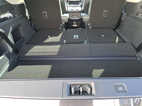 New 2025 Ford Expedition Active image 14