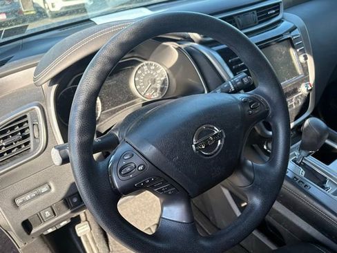 Used 2020 Nissan Murano S w/ Technology Package image 11