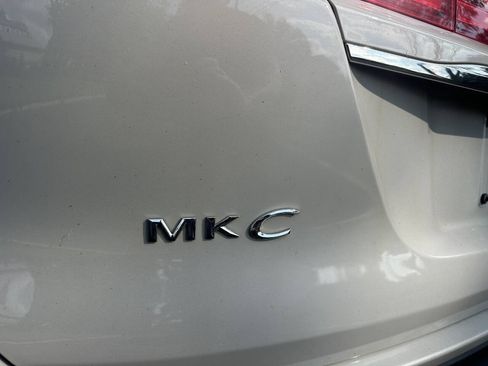 Used 2019 Lincoln MKC Reserve w/ MKC Climate Package AWD/4WD image 8