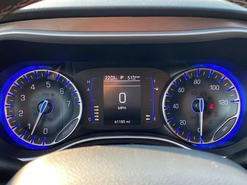 Used 2023 Chrysler Voyager LX FWD image 23