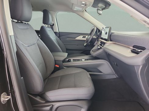 New 2026 Ford Explorer Active RWD image 18