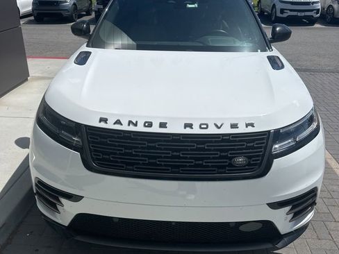 Used 2024 Land Rover Range Rover Velar Dynamic SE AWD/4WD image 3