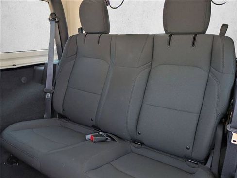 Used 2022 Jeep Wrangler Sport AWD/4WD image 19