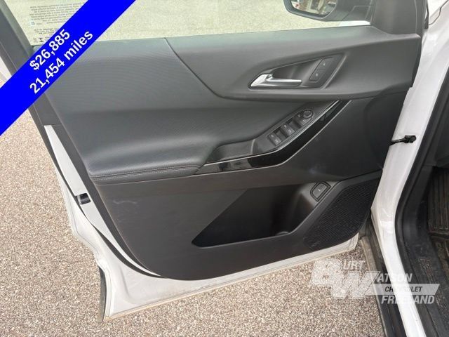 Used 2025 Chevrolet Equinox LT w/ Convenience Package II AWD/4WD image 12