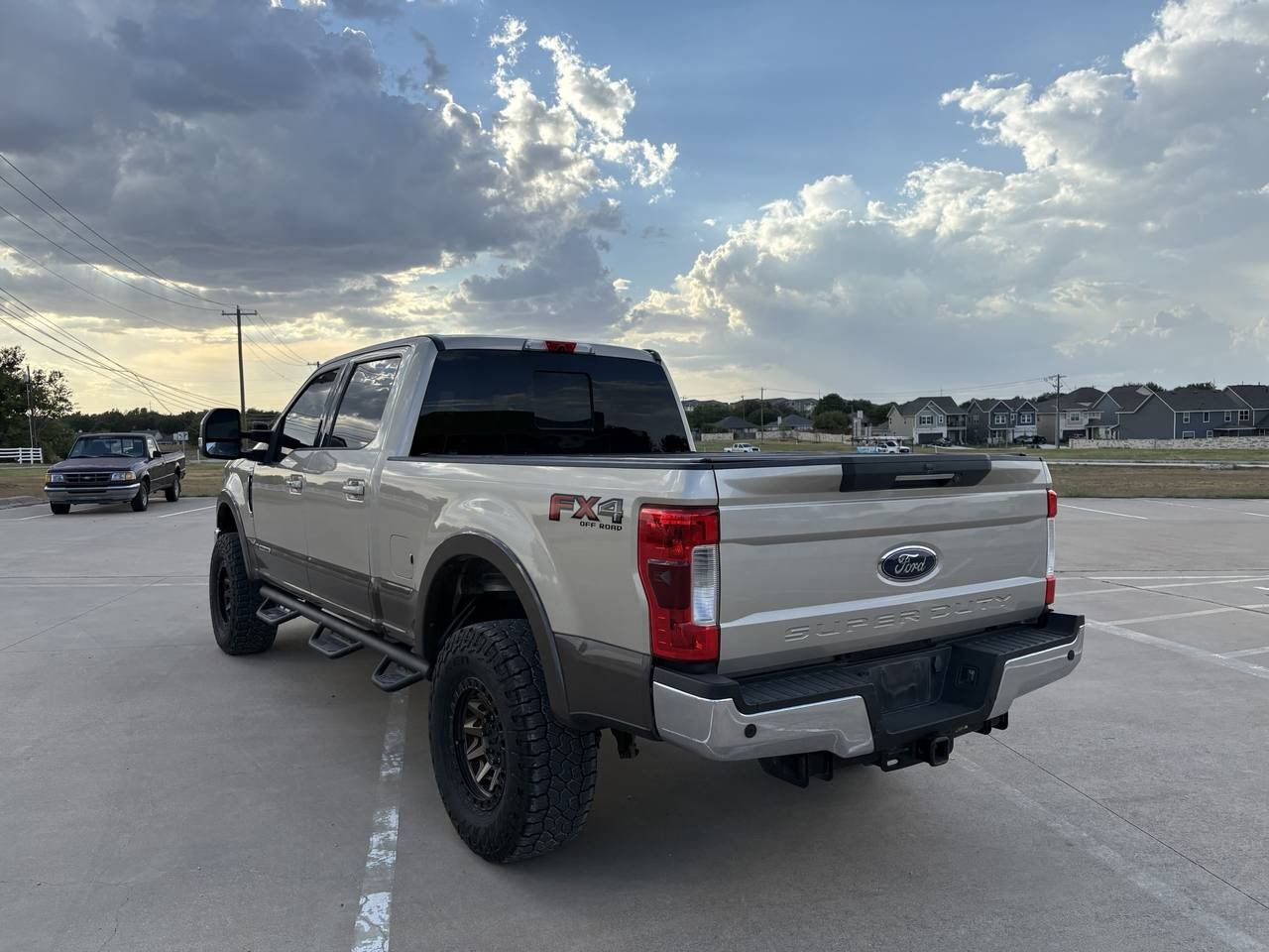 Used 2017 Ford F250 Lariat w/ Lariat Ultimate Package AWD/4WD image 3