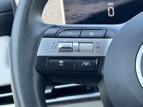 Used 2025 Hyundai Tucson SEL FWD image 28