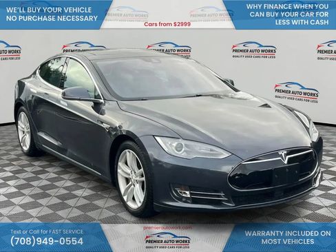Used 2015 Tesla Model S 70D image 3