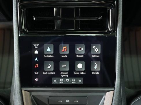 Certified 2025 Porsche Panamera 4 AWD/4WD image 25