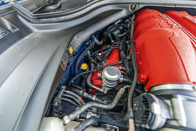 Used 2012 Ferrari California RWD image 25