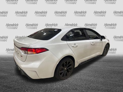 Used 2023 Toyota Corolla SE FWD image 6