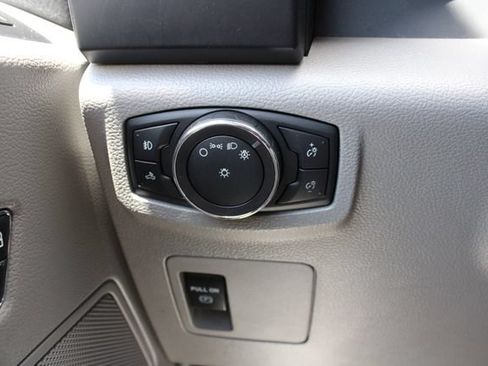 Used 2018 Ford F150 XL w/ Equipment Group 101A Mid AWD/4WD image 8