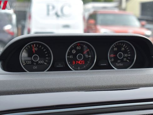 Used 2013 Volkswagen Beetle TDI image 17