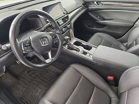 Used 2019 Honda Accord Sport image 13
