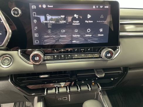 New 2026 GMC Canyon Elevation w/ Convenience Package image 16