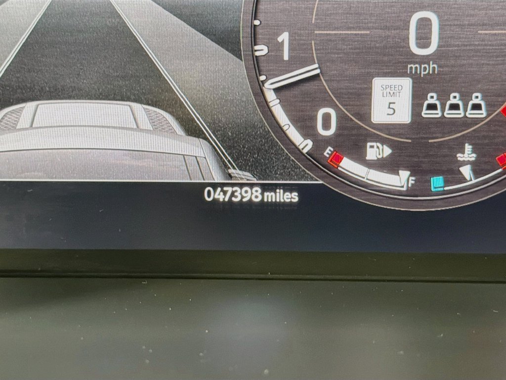 Used 2024 Land Rover Defender 110 S AWD/4WD image 12