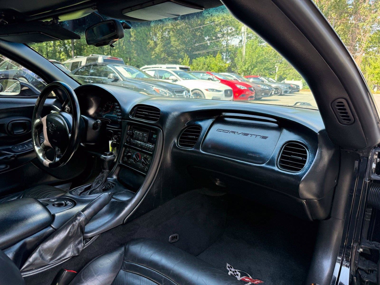 Used 1999 Chevrolet Corvette Convertible RWD image 22