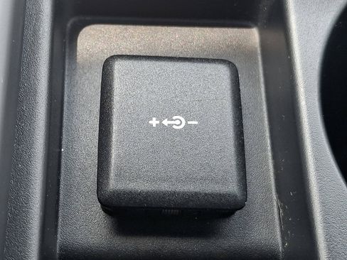 Used 2026 Jaguar F-PACE R-Dynamic S AWD/4WD image 25