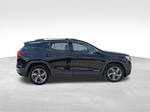 Used 2021 GMC Terrain SLT w/ Infotainment Package II image 3