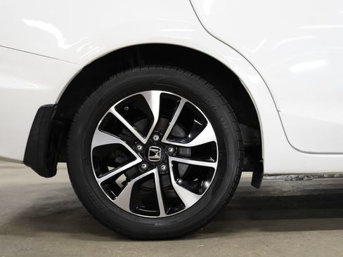 Used 2013 Honda Civic EX-L image 38