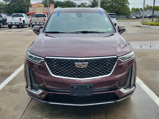 Used 2023 Cadillac XT6 Premium Luxury w/ Platinum Package AWD/4WD image 2