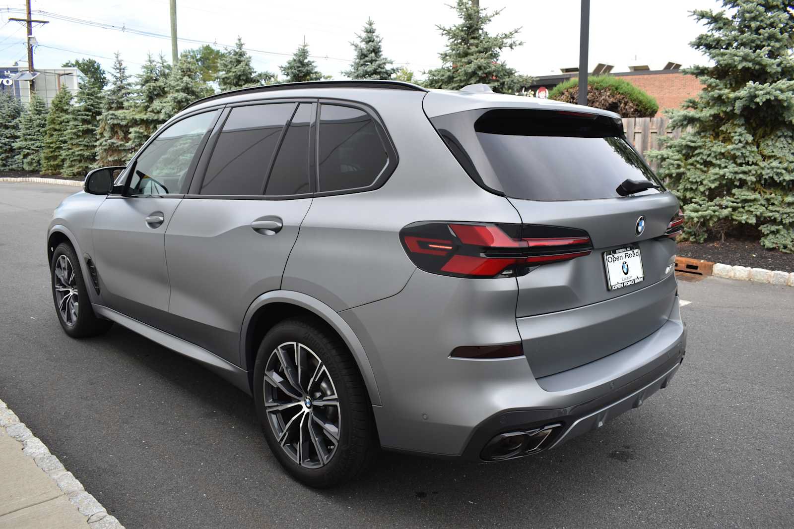 Used 2024 BMW X5 M60i w/ Executive Package AWD/4WD image 7