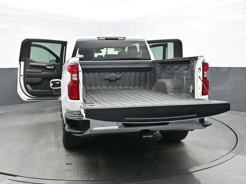 Used 2023 Chevrolet Silverado 1500 LTZ AWD/4WD image 41