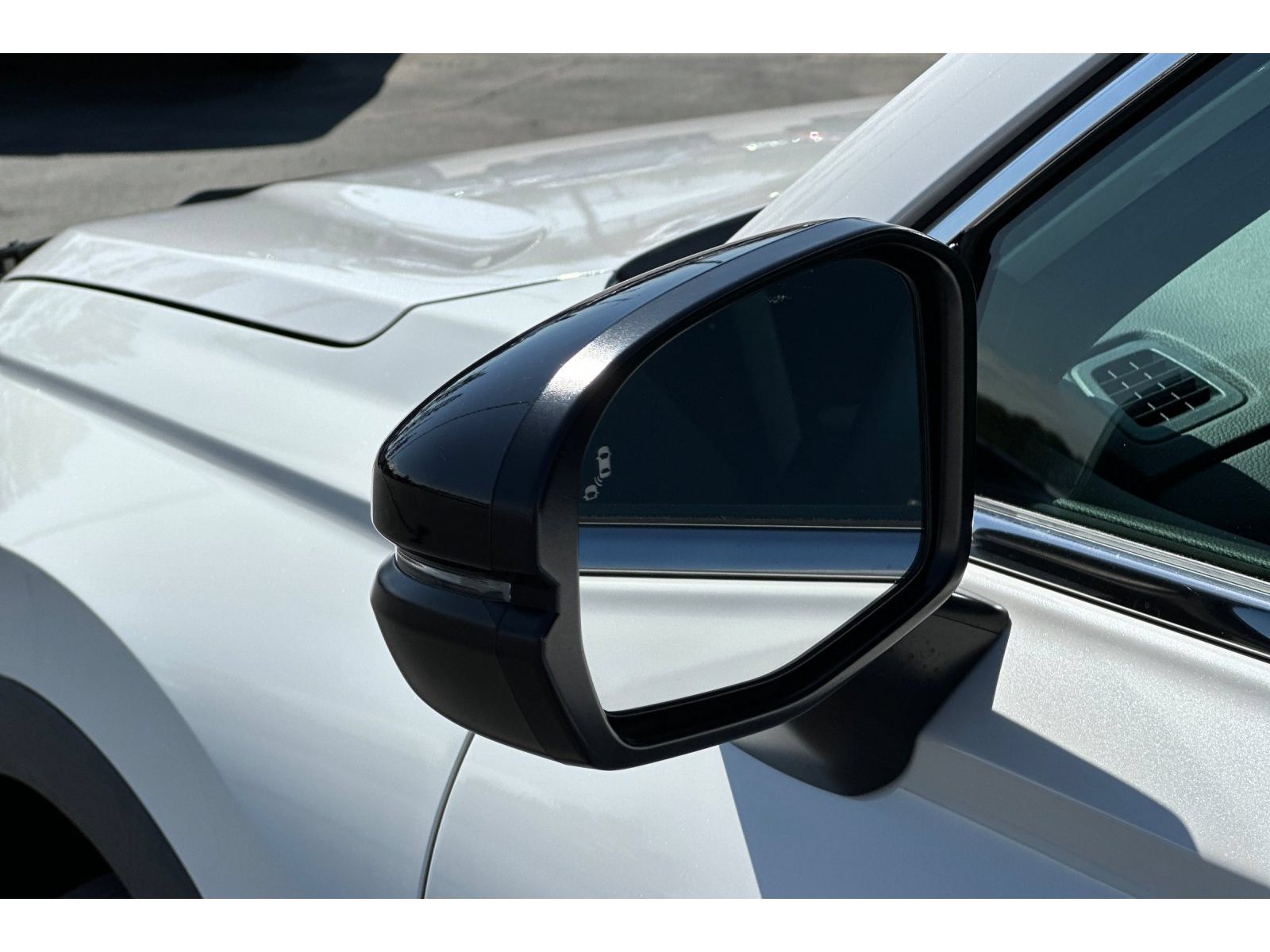 Used 2023 Honda CR-V Sport Touring image 11