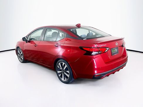 Used 2020 Nissan Versa SR w/ Convenience Package FWD image 5