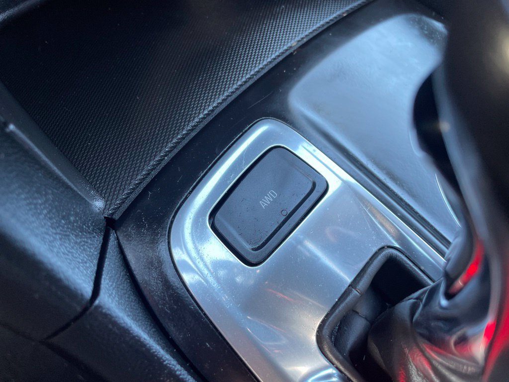 Used 2019 Chevrolet Equinox LT AWD/4WD image 36