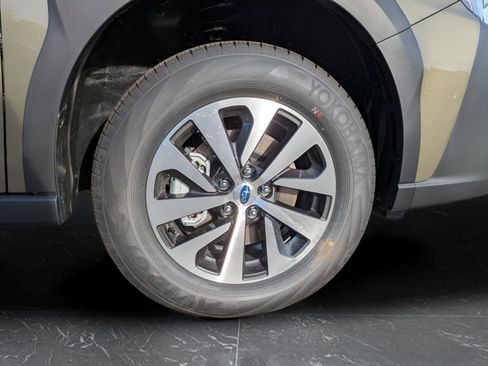 Certified 2025 Subaru Outback Premium AWD/4WD image 11