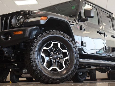 Used 2020 Jeep Gladiator Rubicon AWD/4WD image 10