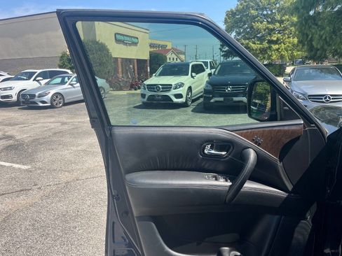 Used 2015 INFINITI QX80 Luxe w/ 22" Wheel Package image 14